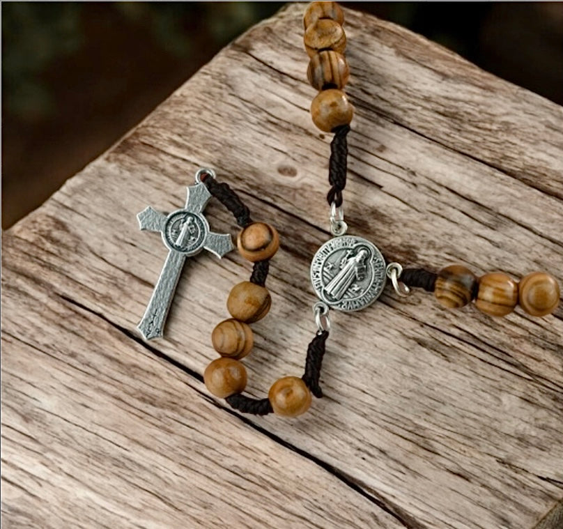 OLIVE WOOD ROSARY SAINT BENEDICT/ San Benito